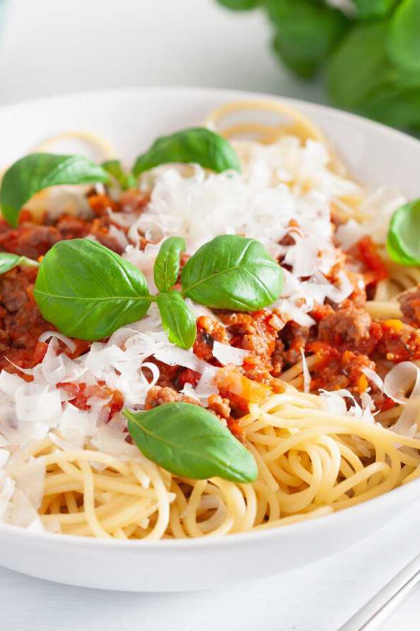 Espaguetis con albóndigas receta familiar PequeRecetas