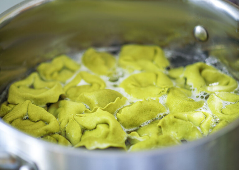 Tortellini De Queso Ricotta Y Espinacas Pequerecetas