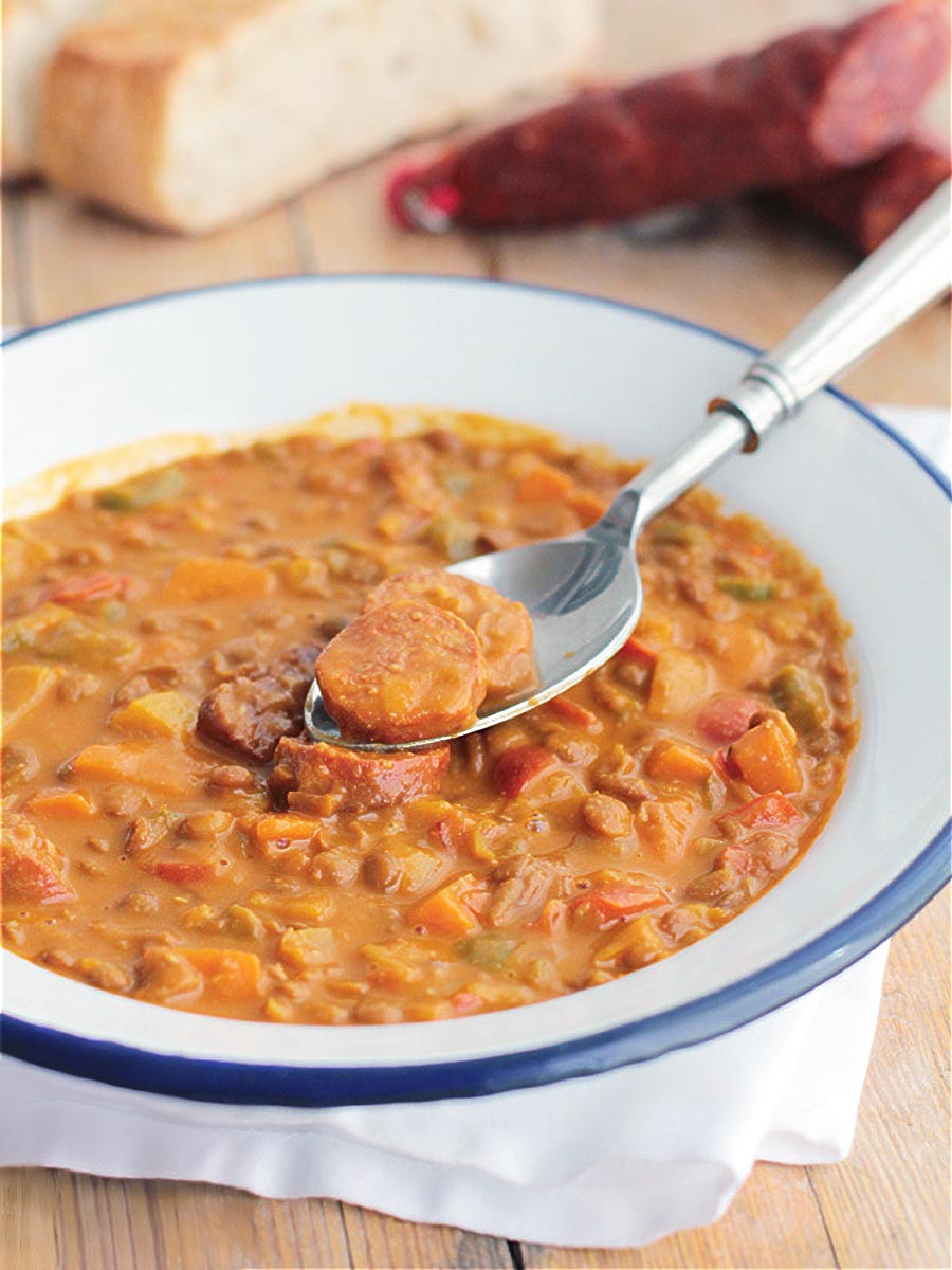 como hacer lentejas con chorizo caseras - Lentejas con chorizo, la receta tradicional de la abuela