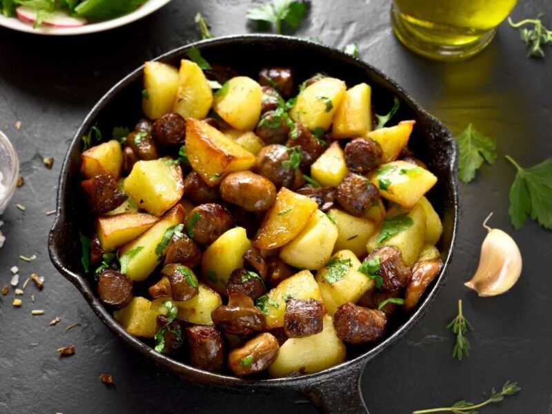 champiñones al horno con patatas