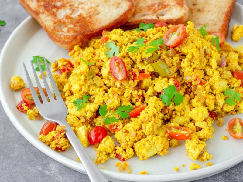 revuelto de tofu o scrambled tofu