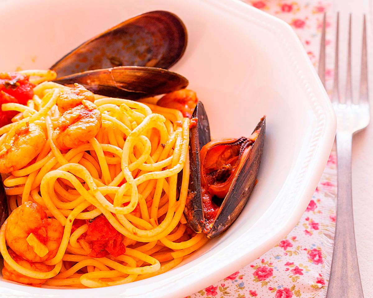 Spaghetti Frutti di Mare o Espaguetis a la Marinera - PequeRecetas