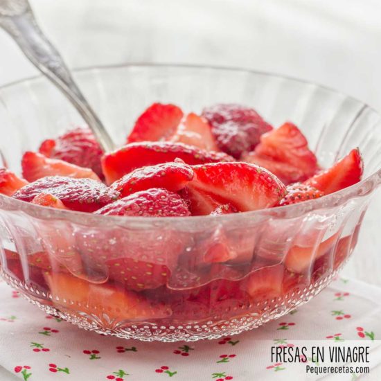 Fresas en vinagre (una receta muy FÁCIL que te sorprenderá) | PequeRecetas