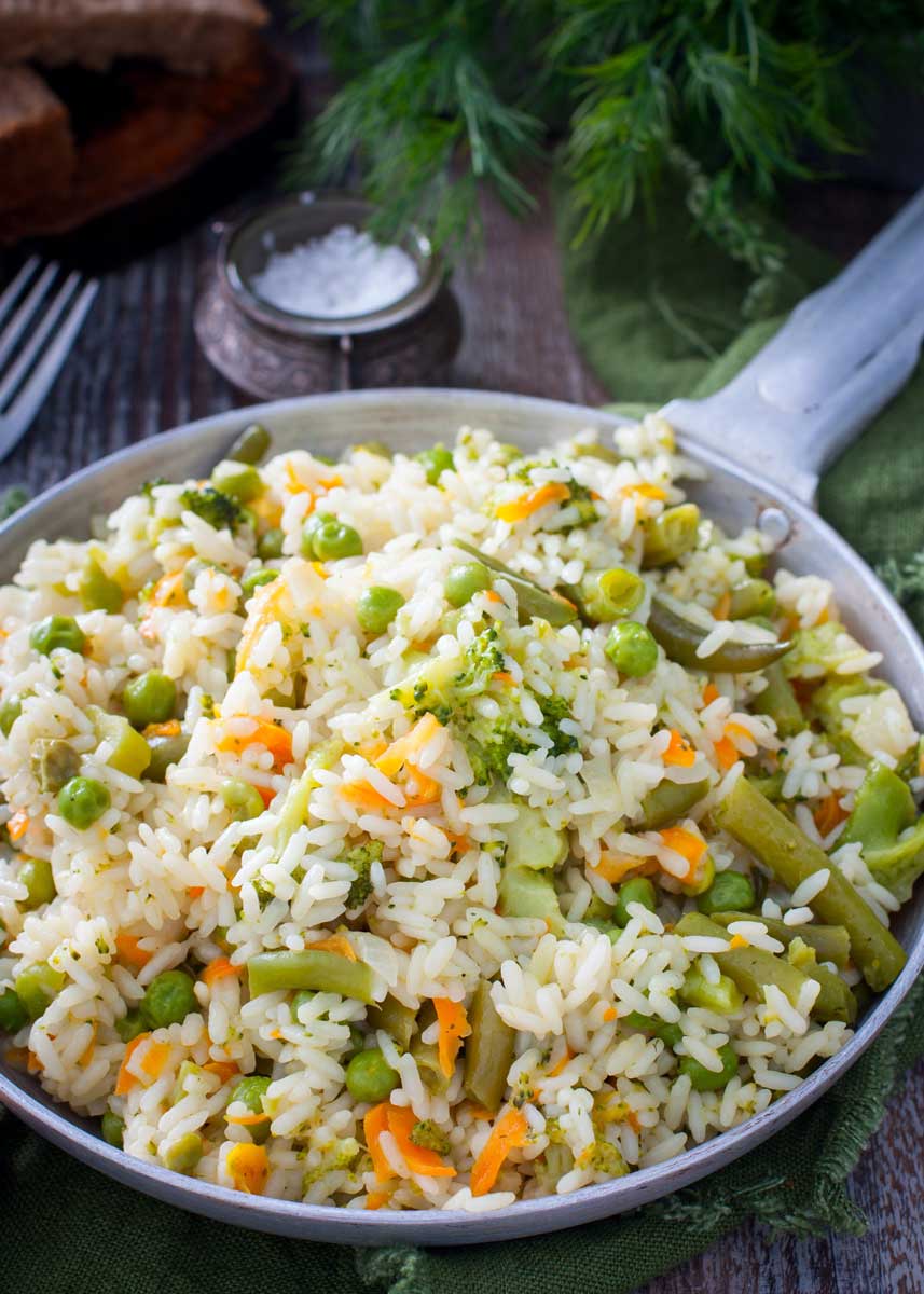 https://www.pequerecetas.com/wp-content/uploads/2022/09/arroz-blanco-con-verduras.jpg