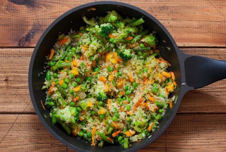 Arroz Blanco Con Verduras Receta Fácil Y Ligera De Guarnición Pequerecetas 1588