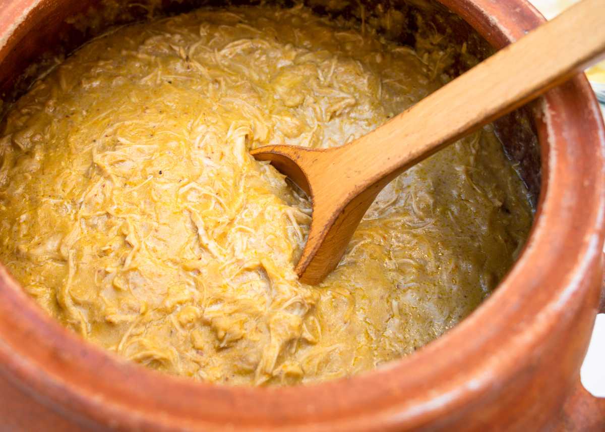 Ají de gallina peruano (receta tradicional) - PequeRecetas