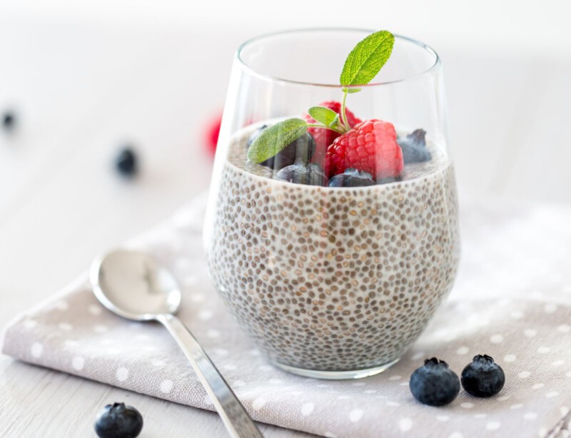 pudin de chia con frutas