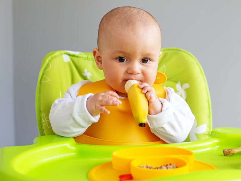 Cómo introducir la fruta BLW para bebés