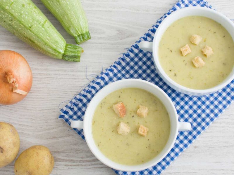 crema de calabacin y patata - Crema de calabacín, la receta perfecta ¡caliente o fría!