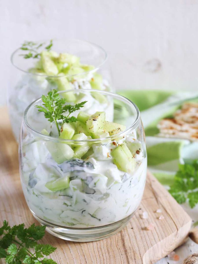 Ensalada De Pepino Con Yogur Y Menta - 7 Ensaladas De Pepino Perfectas Para El Verano