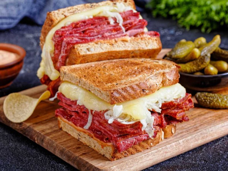 Sandwich Reuben - Sándwich Reuben, El Clásico Americano Que Tienes Que Probar