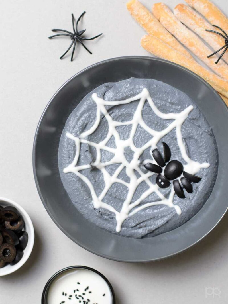 como hacer hummus de halloween con aceitunas negras - Hummus de Halloween con aceitunas negras