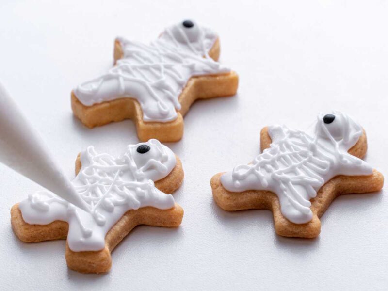 galletas halloween momias - Recetas de Halloween con Thermomix: desayunos, recetas saladas, y postres fáciles