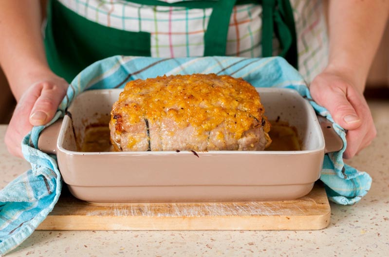 lomo de cerdo relleno asado al horno